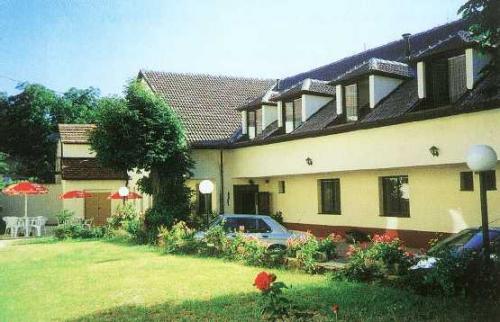 Foto - Ubytování v Praze 4 - Hotel Orlík ***