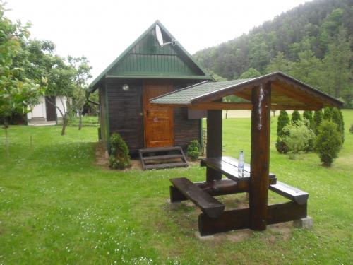 Foto - Ubytování  - Dřevěné chatky v areálu chaty Jadran