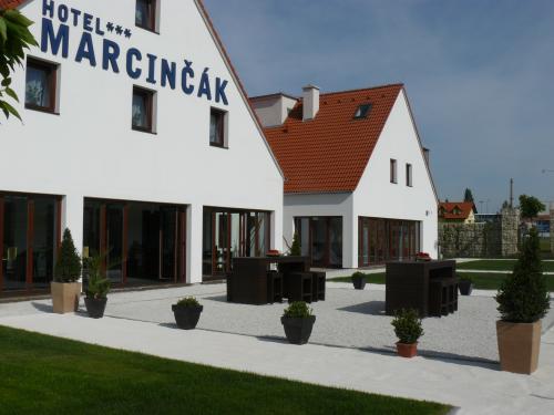 Foto - Ubytování v Mikulově - Hotel Marcinčák